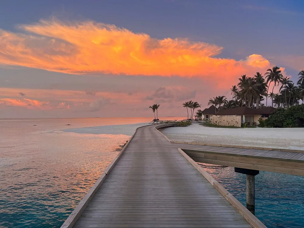 avani fares maldives resort: Отель и удобства 6