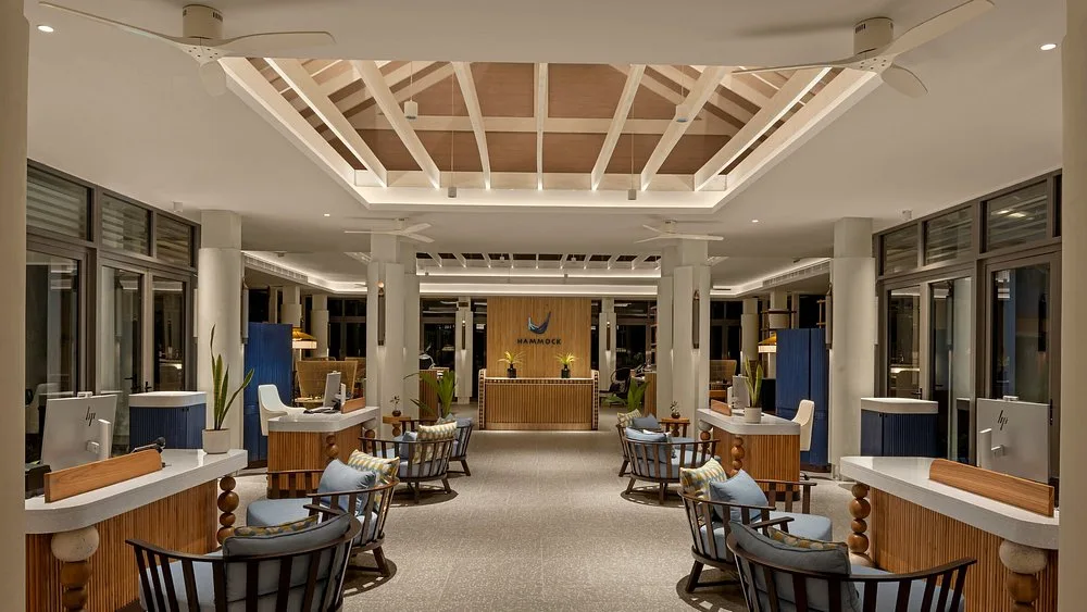 avani fares maldives resort: Ресторан 11